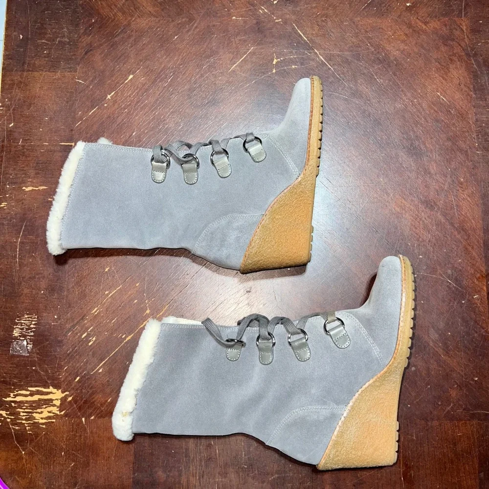 Cole Haan + Nike Air Waterproof Grey Suede Wedge Boots D32506 Womens 6.5B